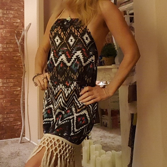 Halter Summer dress - Picture 2 of 5